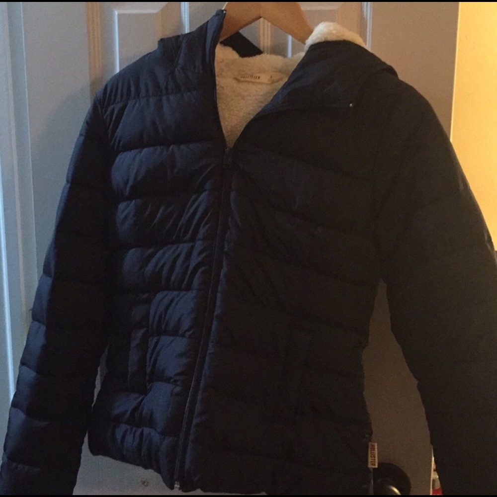 Navy blue Hollister puffer Jacket